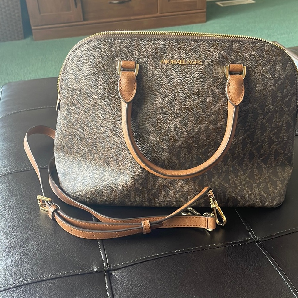 Micheal Kors Bag